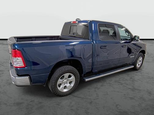 Patriot Blue Pearlcoat 2021 RAM 1500 Big Horn/Lone Star