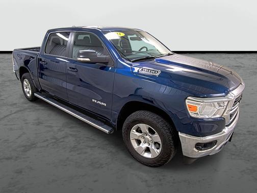 Patriot Blue Pearlcoat 2021 RAM 1500 Big Horn/Lone Star