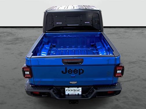 2026 Jeep Gladiator Willys 4x4