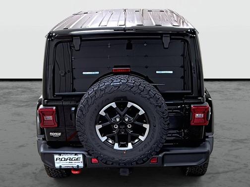 Black Clearcoat 2026 Jeep Wrangler Rubicon