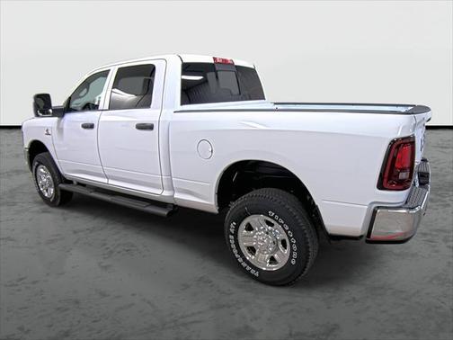 2025 RAM 2500 Tradesman Crew Cab 4x4 6'4' Box