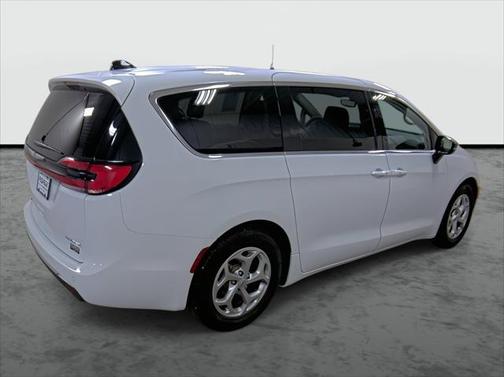2024 Chrysler Pacifica Limited