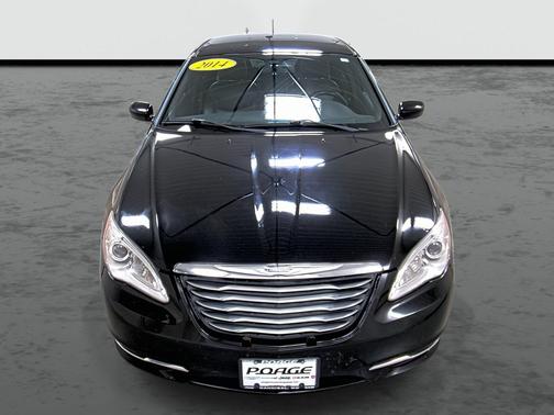Black Clearcoat 2014 Chrysler 200 Limited