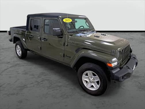 2022 Jeep Gladiator Sport S