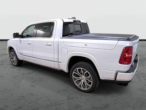 2025 RAM 1500 ST