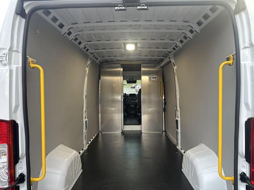 2025 RAM ProMaster 2500 Tradesman
