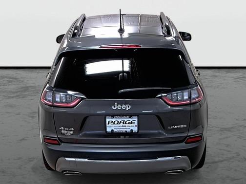 Granite Crystal Metallic Clearcoat 2022 Jeep Cherokee Limited