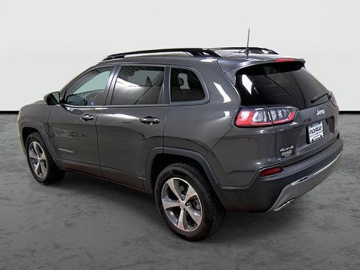Granite Crystal Metallic Clearcoat 2022 Jeep Cherokee Limited