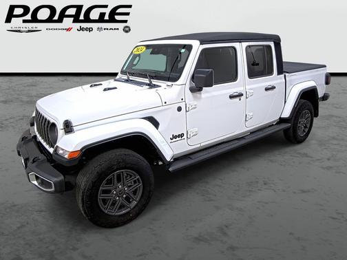 2024 Jeep Gladiator Sport S