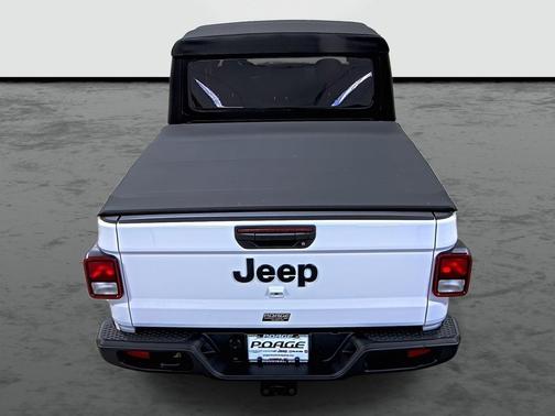 2024 Jeep Gladiator Sport S