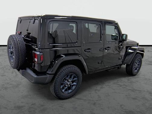 Black Clearcoat 2026 Jeep Wrangler 4-Door 85th Anniversary Edition