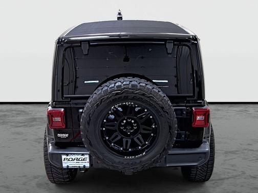 Black Clearcoat 2019 Jeep Wrangler Unlimited Moab 4x4