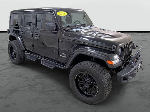 Black Clearcoat 2019 Jeep Wrangler Unlimited Moab 4x4