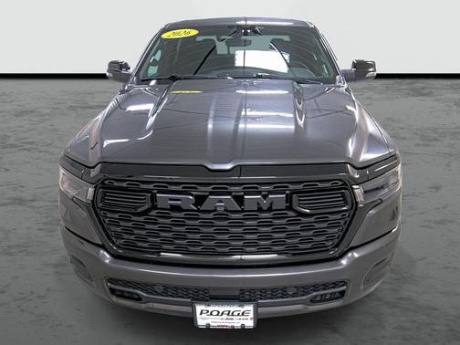 Granite Crystal Metallic Clearcoat 2026 RAM 1500 Big Horn/Lone Star