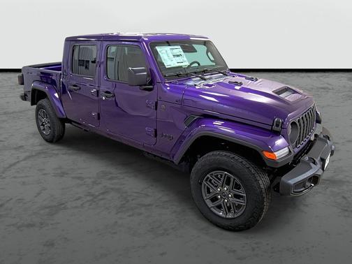 Reign 2026 Jeep Gladiator Sport S