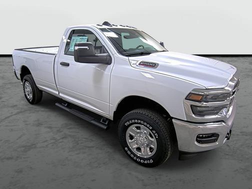 2026 RAM 2500 Tradesman Regular Cab 4x4 8' Box