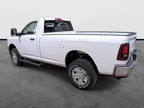 2026 RAM 2500 Tradesman Regular Cab 4x4 8' Box