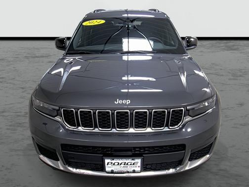 Baltic Gray Metallic Clearcoat 2024 Jeep Grand Cherokee L Laredo