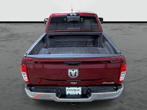 2024 RAM 3500 Tradesman Crew Cab 4x4 6'4' Box