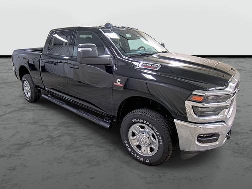2025 RAM 2500 Tradesman Crew Cab 4x4 6'4' Box