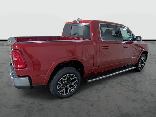 Molten Red Pearlcoat 2026 RAM 1500 Laramie