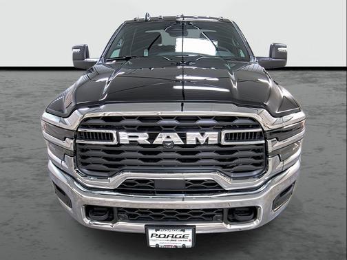 2025 RAM 2500 Big Horn Crew Cab 4x4 6'4' Box