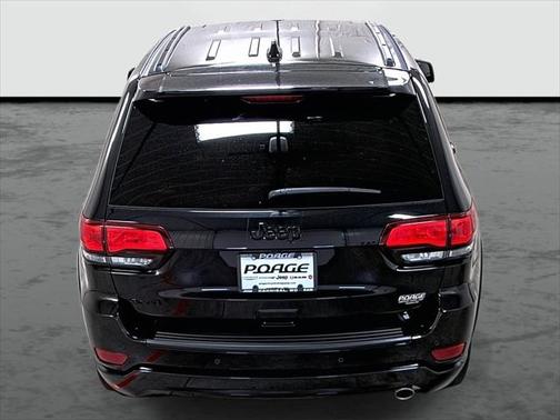 2022 Jeep Grand Cherokee Laredo