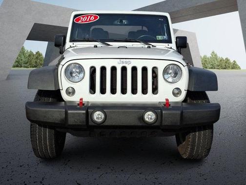 2016 Jeep Wrangler Sport
