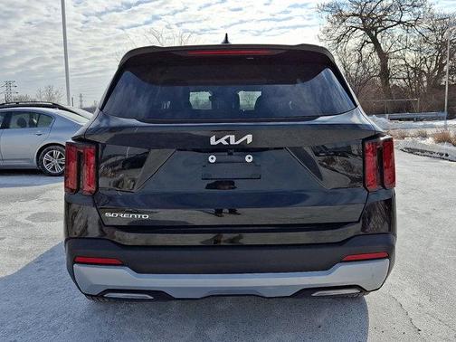 2024 Kia Sorento LX