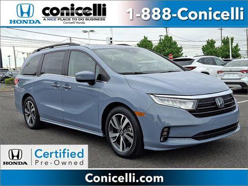 Sonic Gray Pearl 2024 Honda Odyssey Touring
