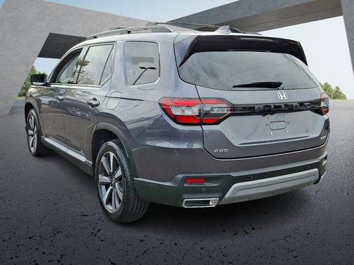 2023 Honda Pilot AWD Elite