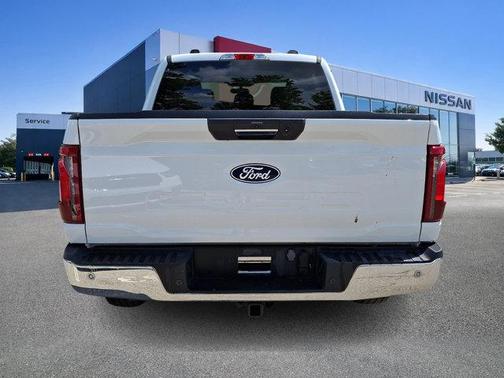 Oxford White   Yz 2024 Ford F-150 XLT