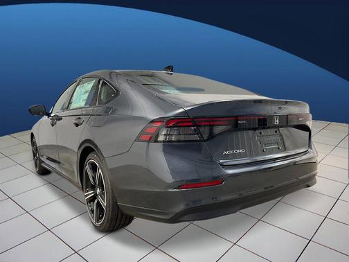 Meteorite Gray Metallic 2026 Honda Accord SE