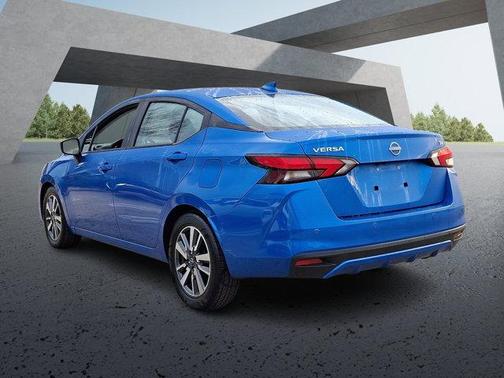 2023 Nissan Versa 1.6 SV