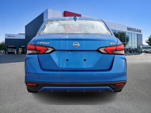 2023 Nissan Versa 1.6 SV