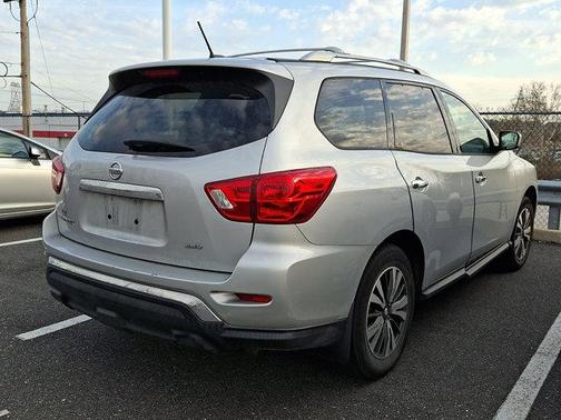 Brilliant Silver 2018 Nissan Pathfinder S