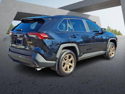2024 Toyota RAV4 Hybrid XLE Premium