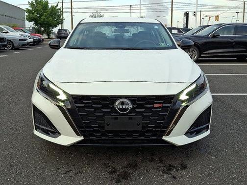 2024 Nissan Altima SR FWD
