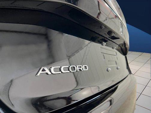 2025 Honda Accord LX 1.5T
