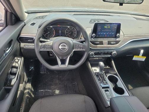 2025 Nissan Altima SV AWD