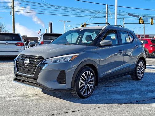 2022 Nissan Kicks SV