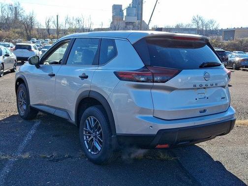 2025 Nissan Rogue S