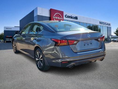 Gun Metallic 2022 Nissan Altima 2.5 SV