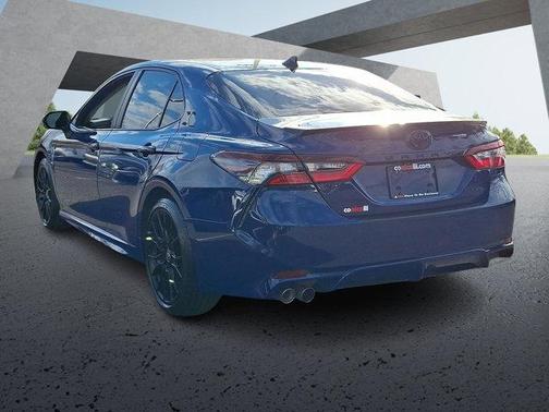 2024 Toyota Camry Hybrid SE