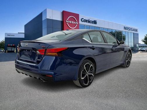 2023 Nissan Altima SR Intelligent AWD