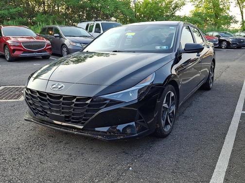 Onyx Black 2023 Hyundai ELANTRA SEL