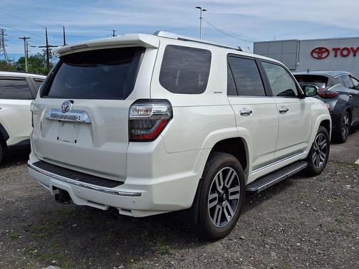 Blizzard Pearl 2023 Toyota 4Runner Limited
