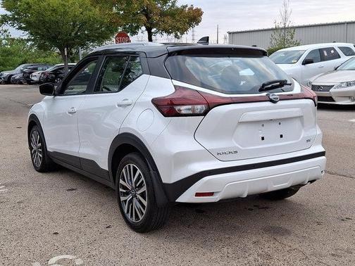 2023 Nissan Kicks SV