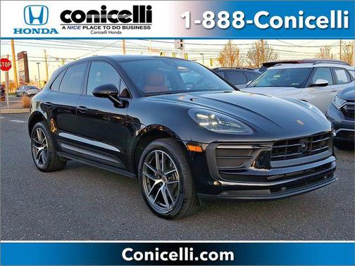 2024 Porsche Macan Base
