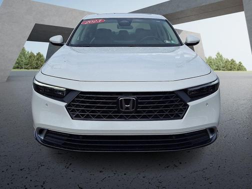 White 2023 Honda Accord Hybrid Touring